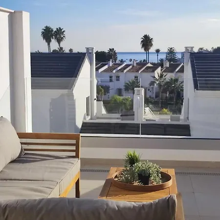 A Penthouse With An Ocean View * إِستيبونا